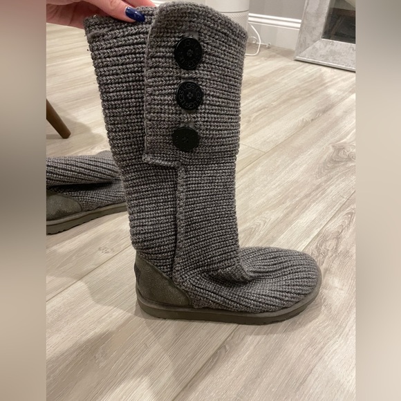 Knit Cardy Ugg Boots - Picture 6 of 8